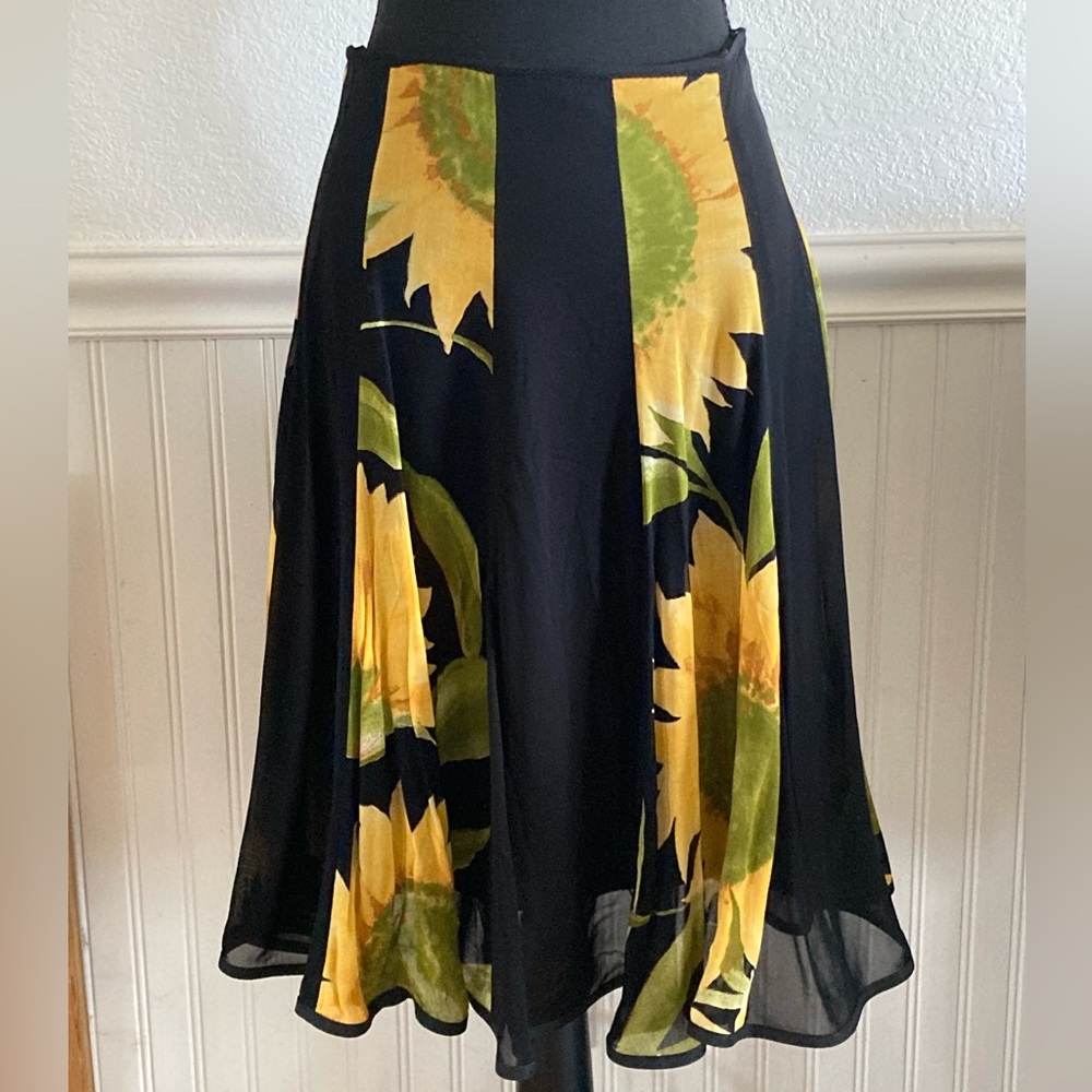 Vintage 1990s Echo Sunflower and Black Skirt Sz S